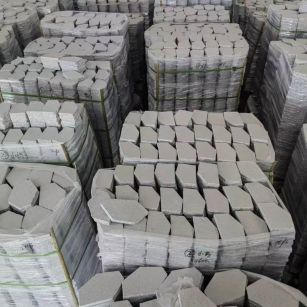 惠州芝麻白石材冰裂纹，碎拼。