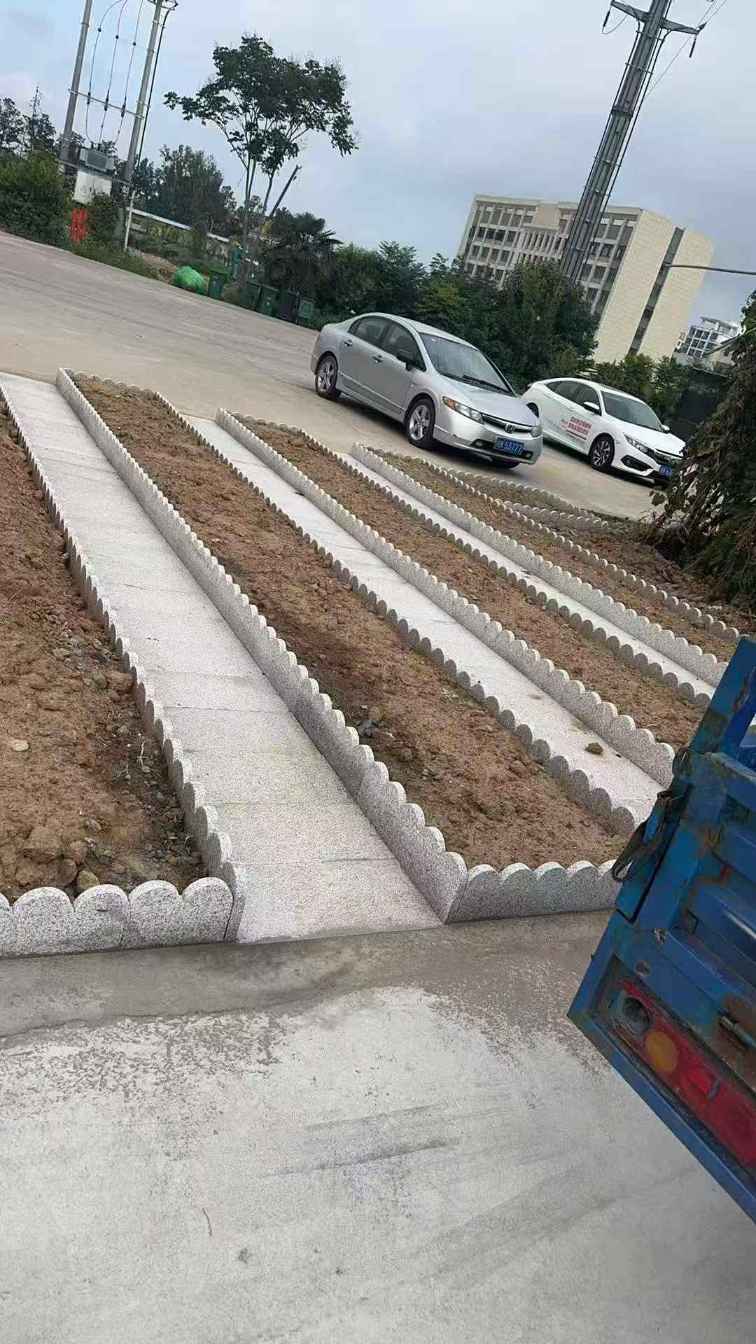 惠州芝麻白花边石