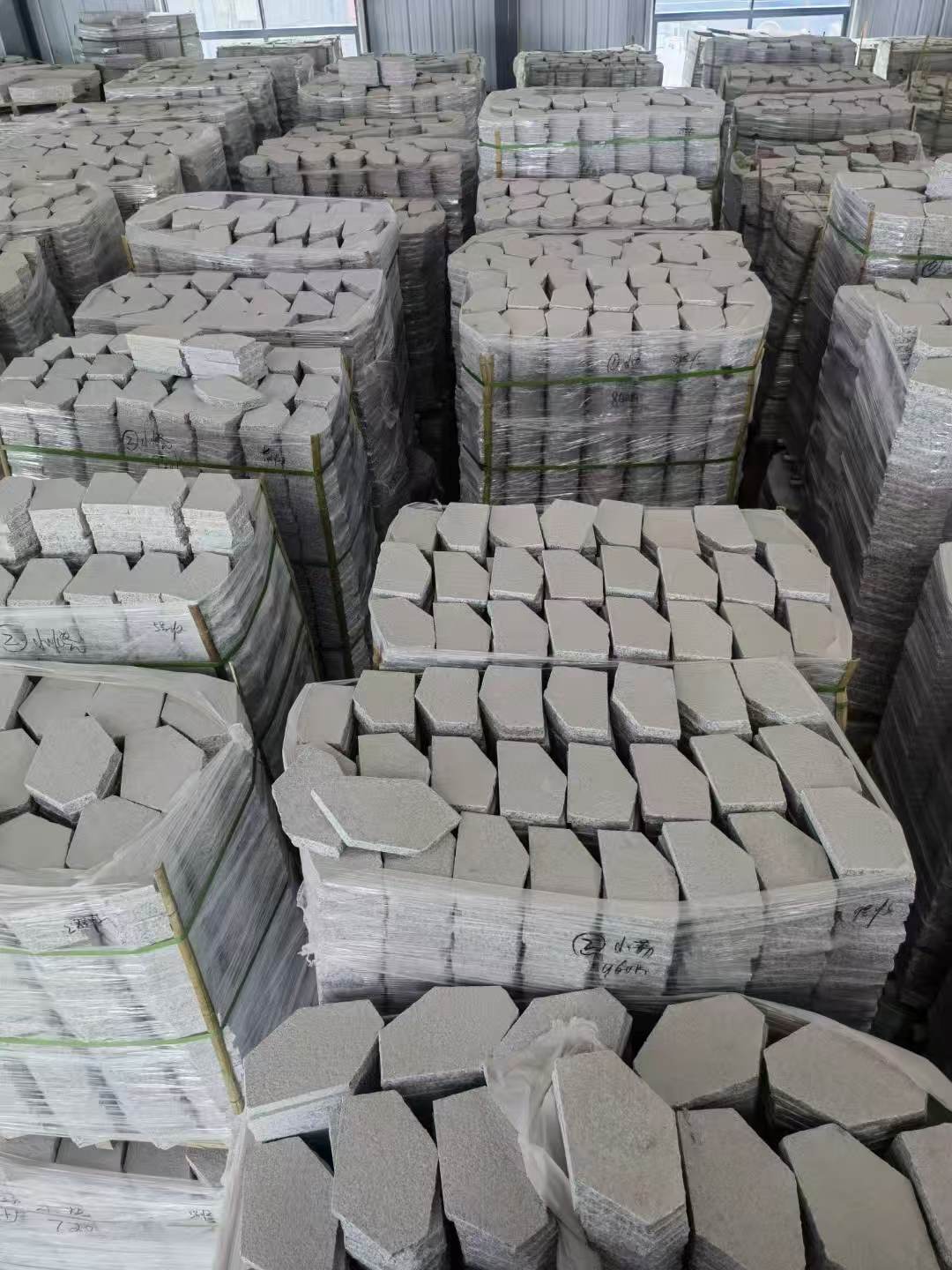 惠州芝麻白石材冰裂纹，碎拼。